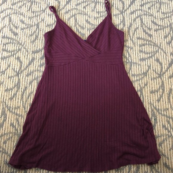 AEROPOSTAL maroon dress - Picture 1 of 3